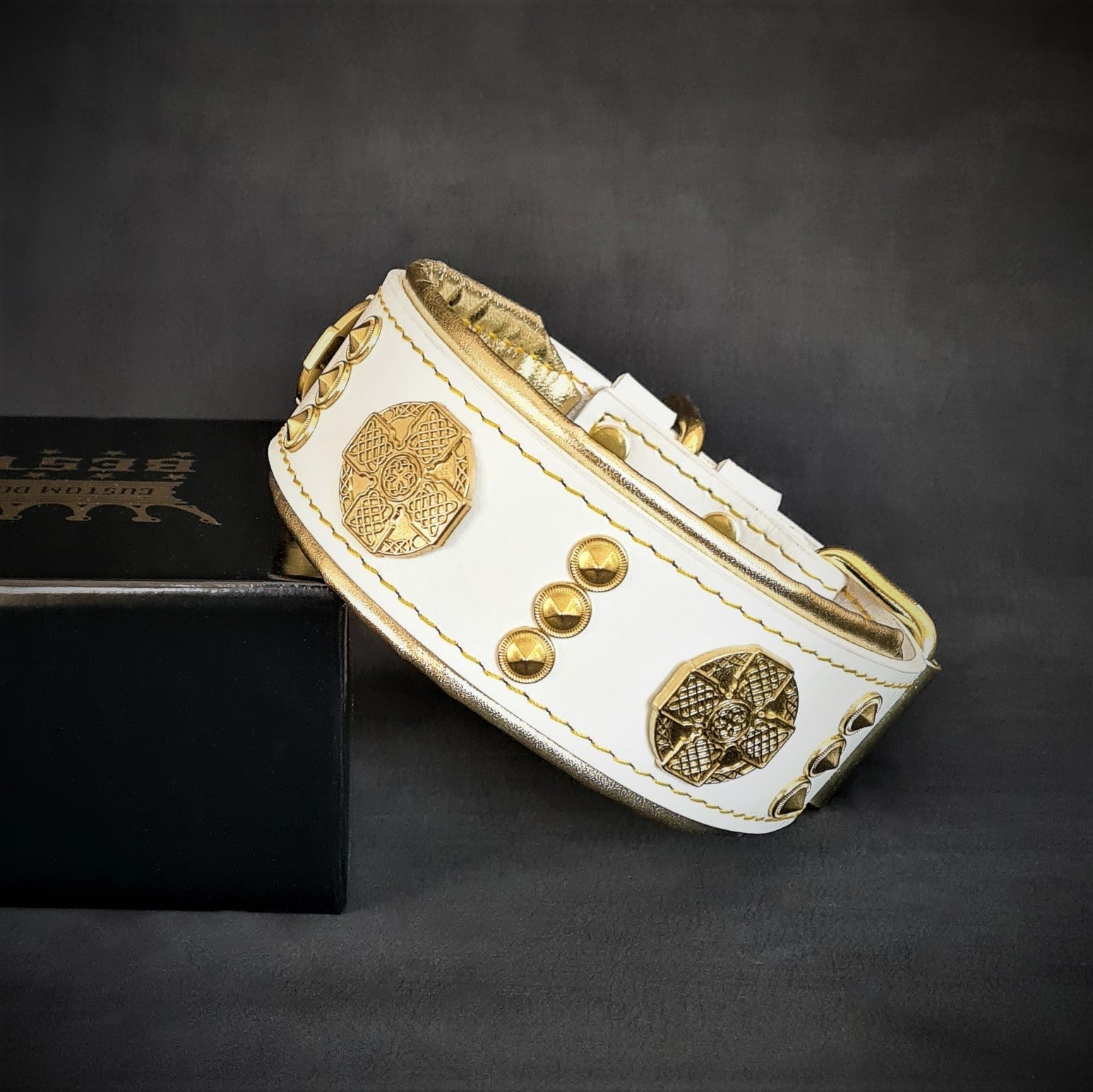 The "Maximus" collar white & gold 2 inch wide-0